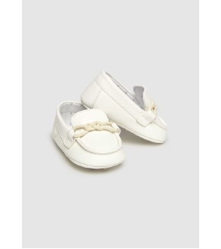 Mayoral Μοκασίνια Αγκαλιάς Λευκά