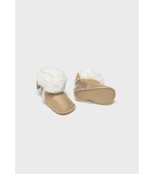 Mayoral Παπουτσάκια Αγκαλιάς Μπότες Σουέτ Mayoral Παπουτσάκια Αγκαλιάς Μπότες Σουέτ